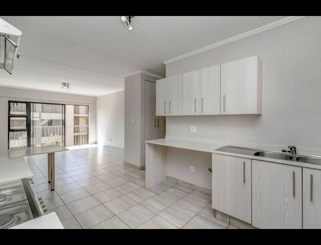 2 BEDROOM APARTMENT FOR SALE IN BEVERLEY